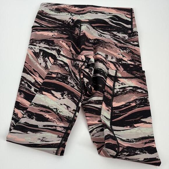 Lululemon Marble Print Capri Leggings - Picture 2 of 3